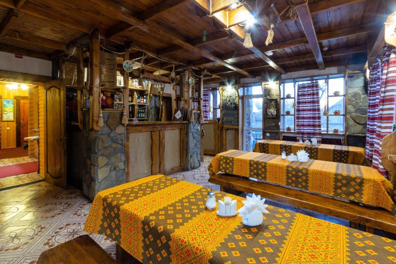 У Мар'Яни І Назара Hotel Яремче Екстериор снимка