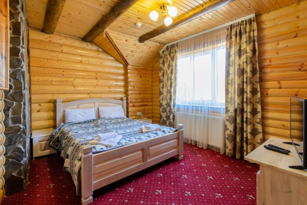 У Мар'Яни І Назара Hotel Яремче Екстериор снимка