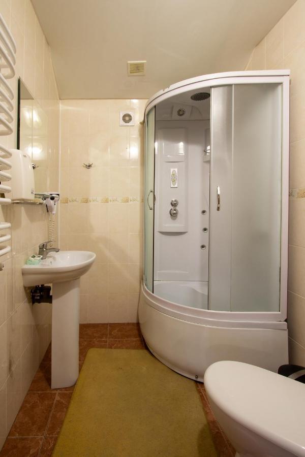 У Мар'Яни І Назара Hotel Яремче Екстериор снимка