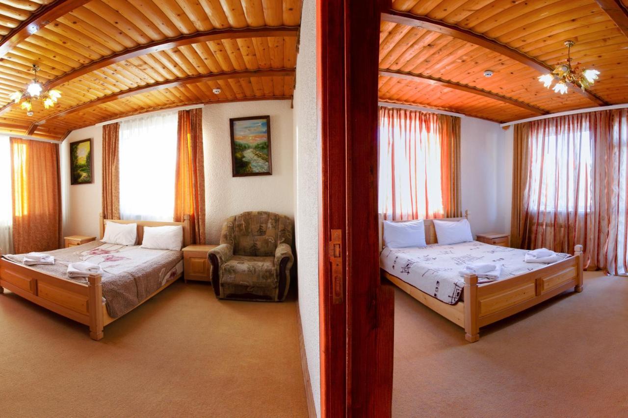 У Мар'Яни І Назара Hotel Яремче Екстериор снимка