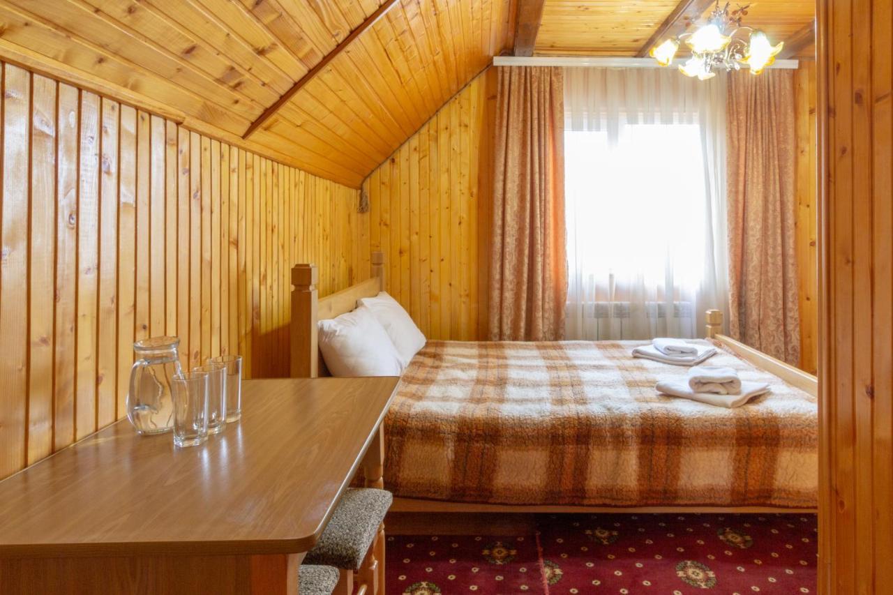 У Мар'Яни І Назара Hotel Яремче Екстериор снимка