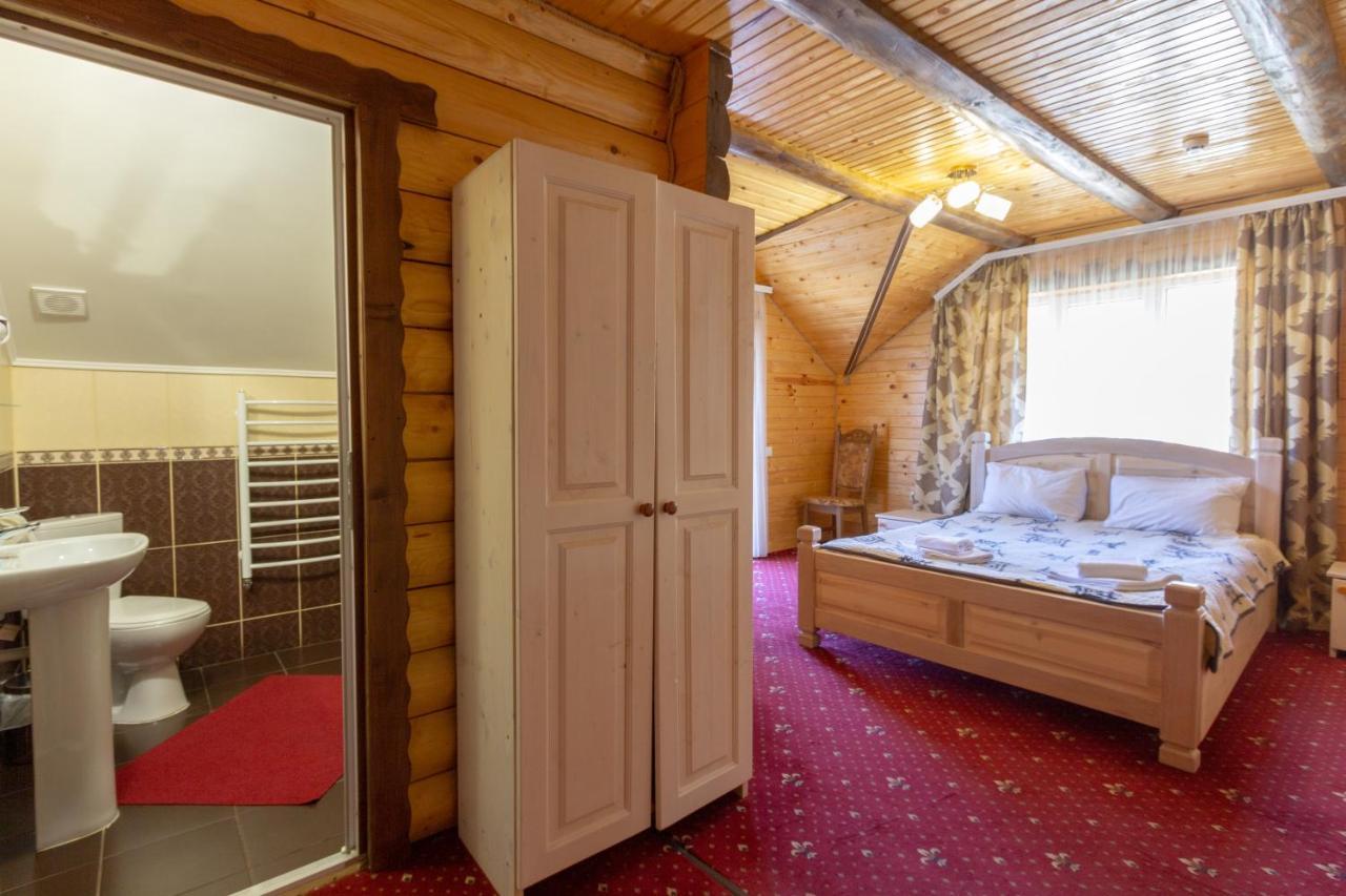 У Мар'Яни І Назара Hotel Яремче Екстериор снимка